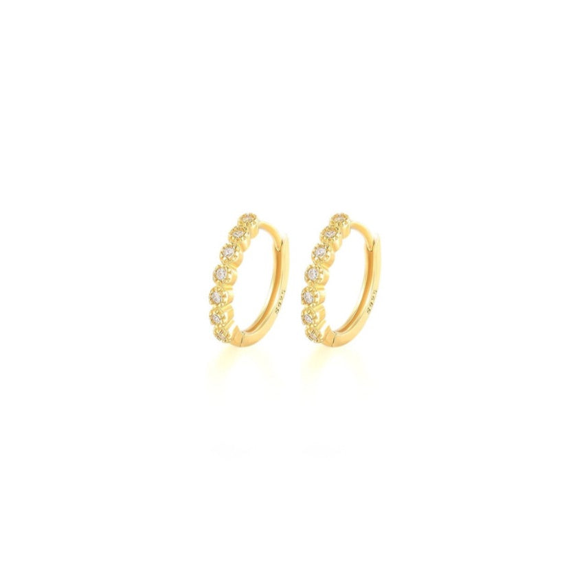 CLAIRE HOOPS